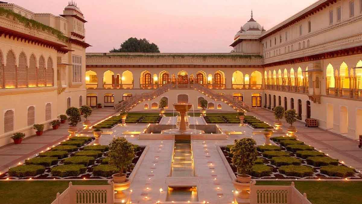 Palaces, Havelis, and Gardens Suitable for Royal Weddings: The Nawabi Glory 1 Palaces, Havelis, and Gardens Suitable for Royal Weddings: The Nawabi Glory