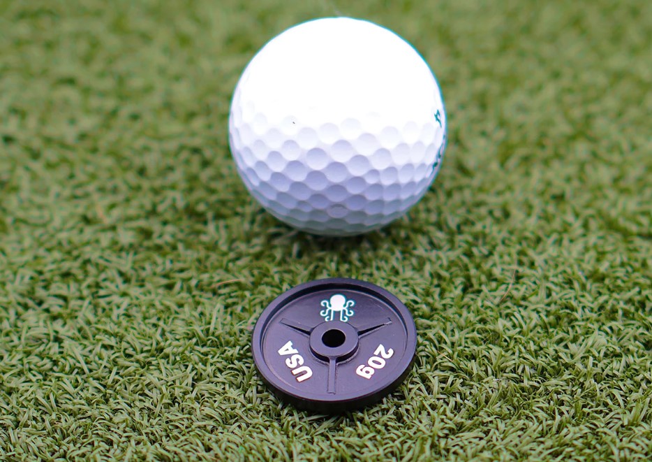 The Art of Personalization in Golf: Discover the World of Custom Golf Ball Markers 1 The Art of Personalization in Golf: Discover the World of Custom Golf Ball Markers