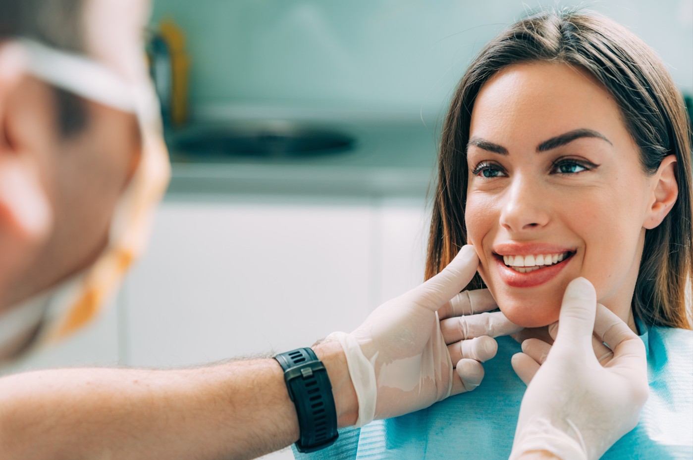 Smile Confidently: Blending Oral Health And Aesthetic Dentistry 1 Smile Confidently: Blending Oral Health And Aesthetic Dentistry