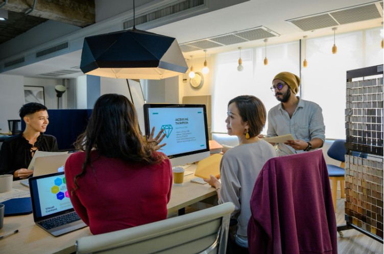 How Web Design Services Can Transform Your Online Presence