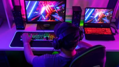 Blockchain Gaming: Creating New Economies and Ownership Models in Online Worlds